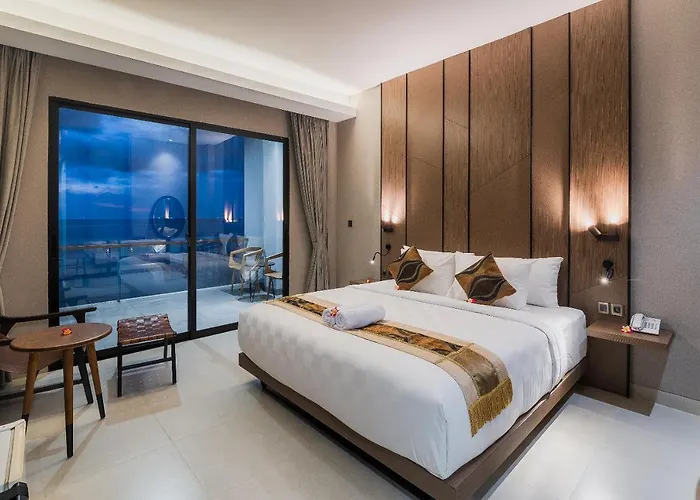 Padmasari Hotel 4*