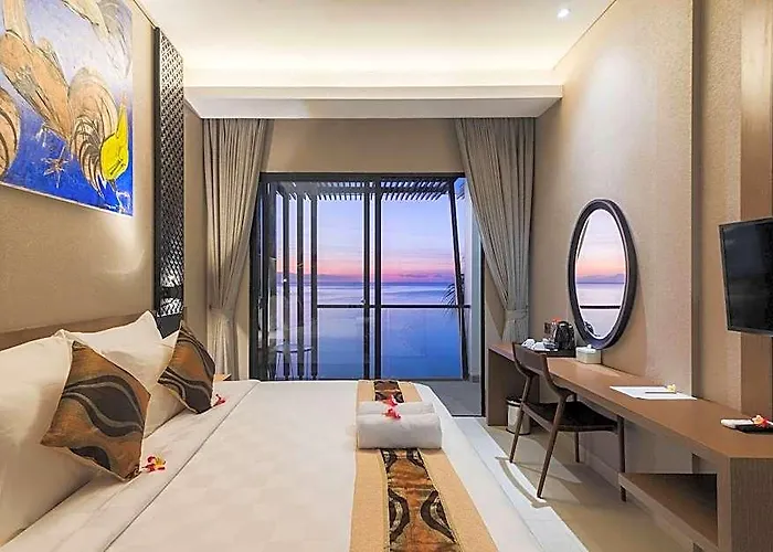 Padmasari Hotel 4*