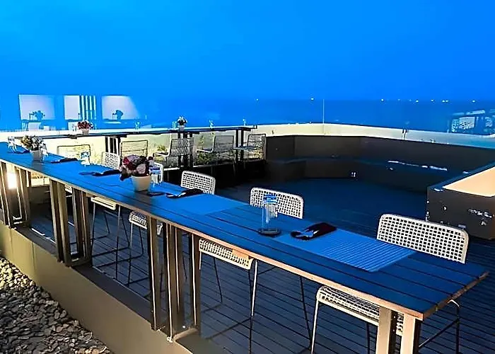 Padmasari Hotel 4*